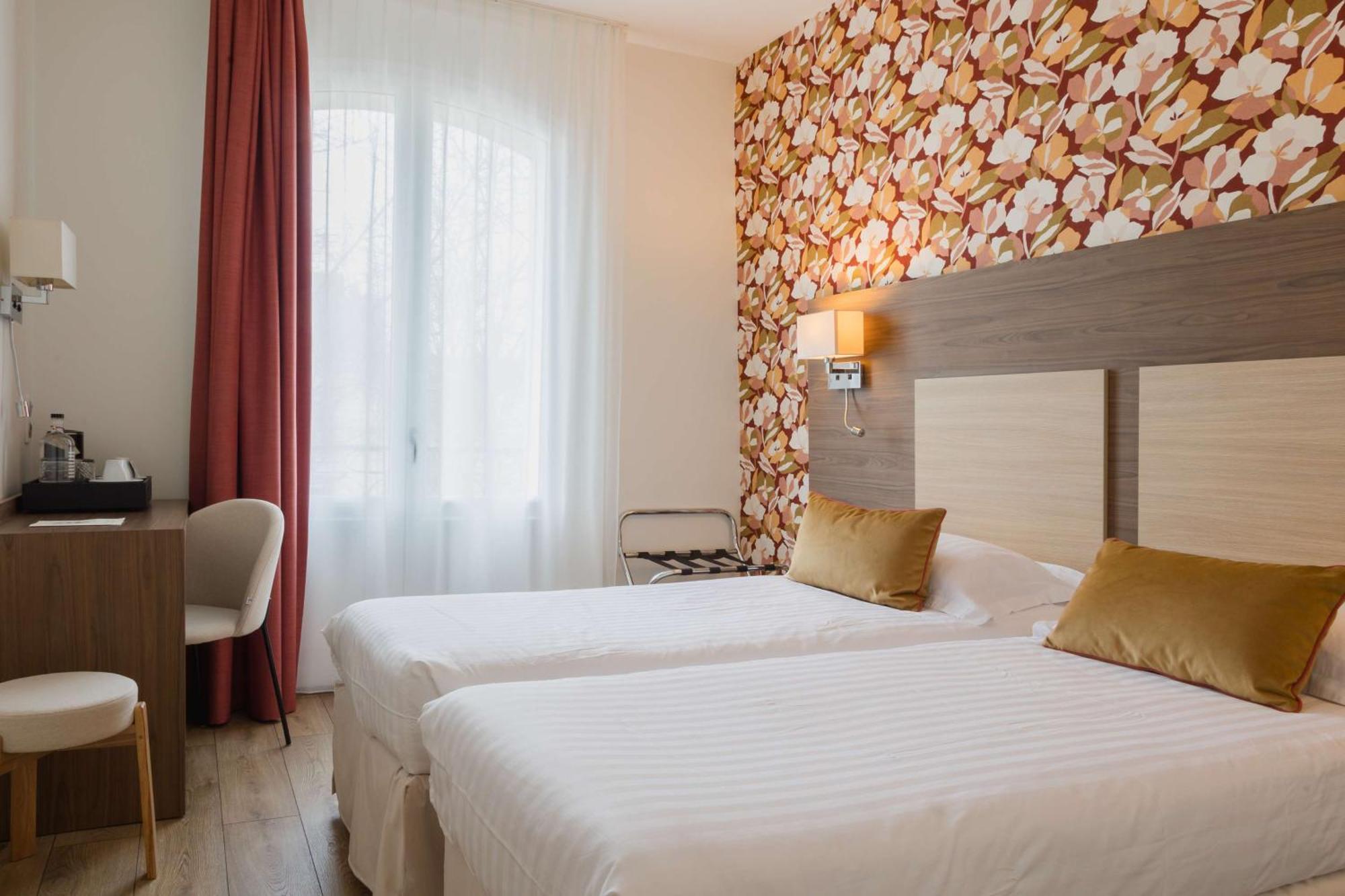 Best Western Hotel De France Chinon Exterior photo